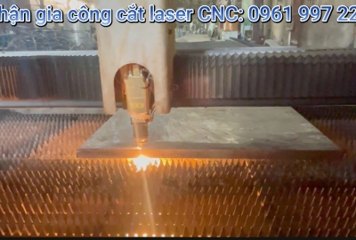  Nhận gia công cắt thép 50 ly cho khách hàng trên máy cắt laser CNC 12 Kw